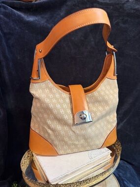 Vintage Dooney & Bourke signature canvas with leather trim hobo shoulder bag